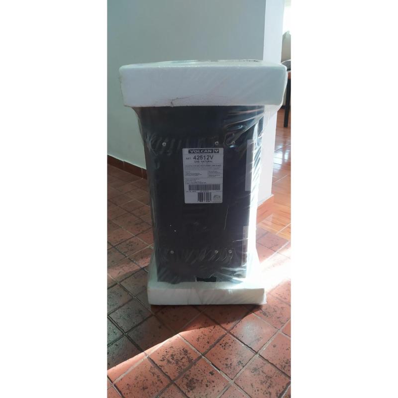 Calefactor tiro balanceado Volcán S/ Salida modelo 42512V.  2500 Gas Natural. Nuevo - 2/5