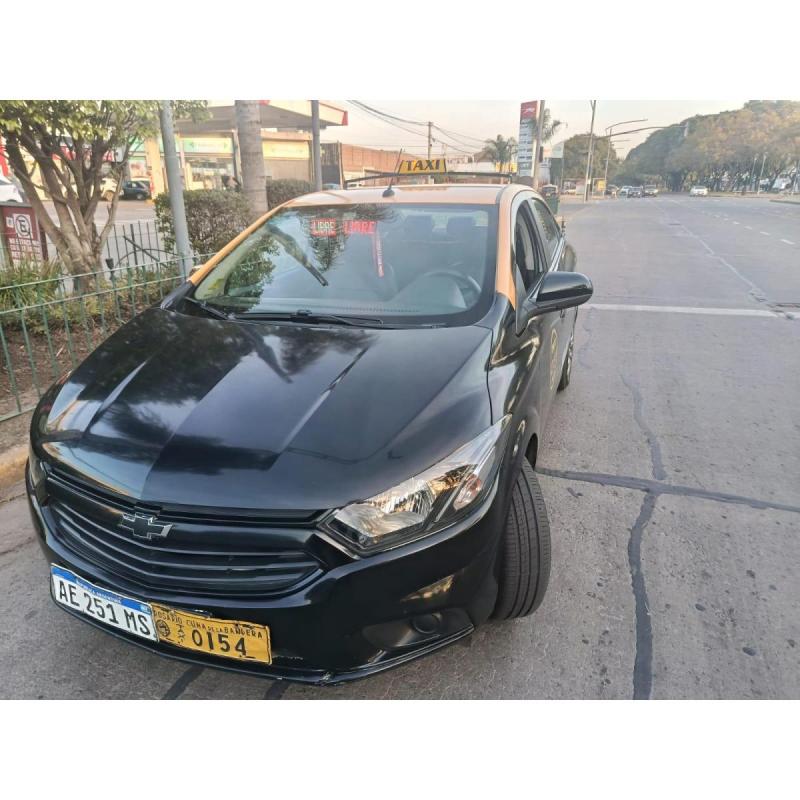 Chevrolet Onix Plus 1.4Mt Joy Black 2020 Gnc