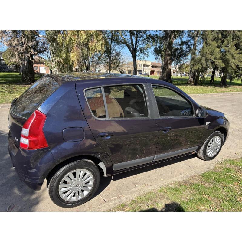 Vendo Sandero 2011 1.6 - 2
