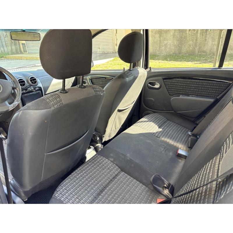 Vendo Sandero 2011 1.6 - 4