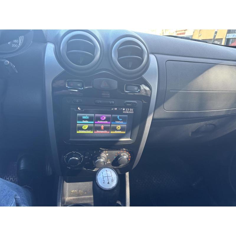 Vendo Sandero 2011 1.6 - 7