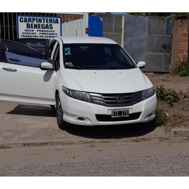 Honda city 2012 full full 1.5