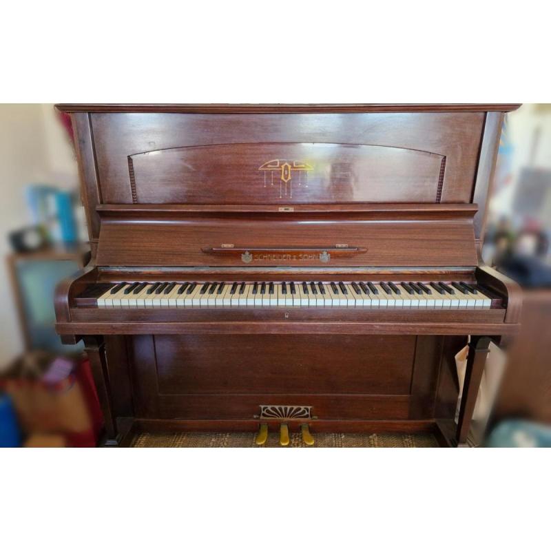 Piano alemán Schneider & Sohn