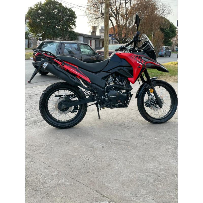 Vendo gilera smx 200 adventur Mod 2024 (3.600 km) - 8