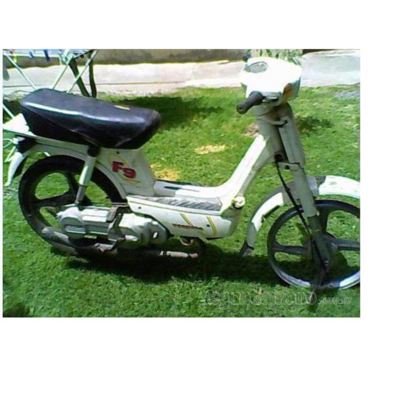 Plasticos de Piaggio Vespino F9