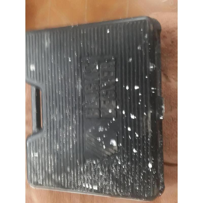 Vendo taladro con percutor byd. para repuestos retiras en parque, merlo. solo efectivo - 7