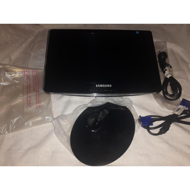Monitor Samsug 15,6" B1630n para Computadora