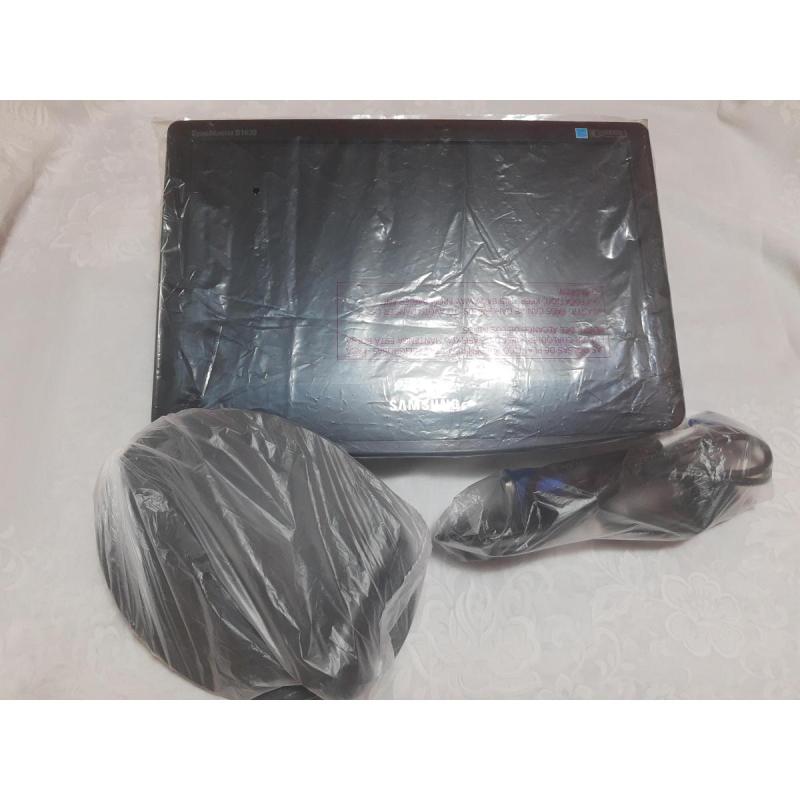 Monitor Samsug 15,6" B1630n para Computadora - 5