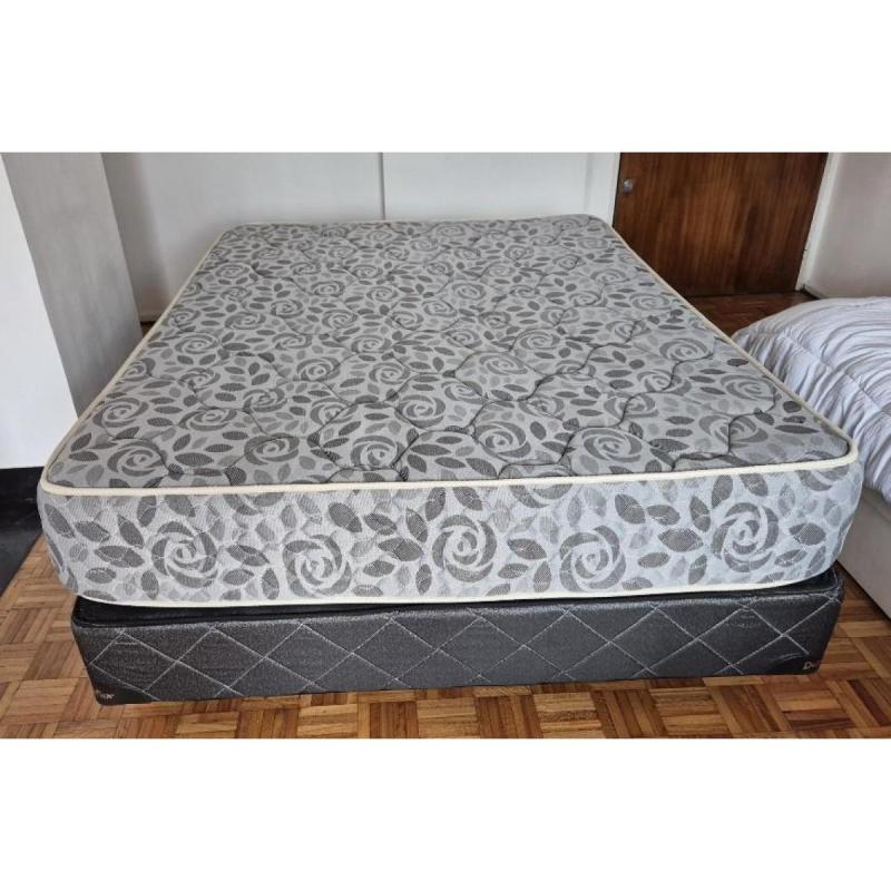 Sommier y colchón 2 plazas en excelente estado – CABA