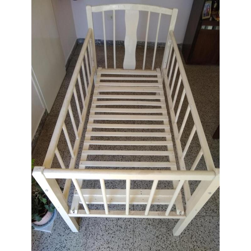 Cuna de madera laterales regulables