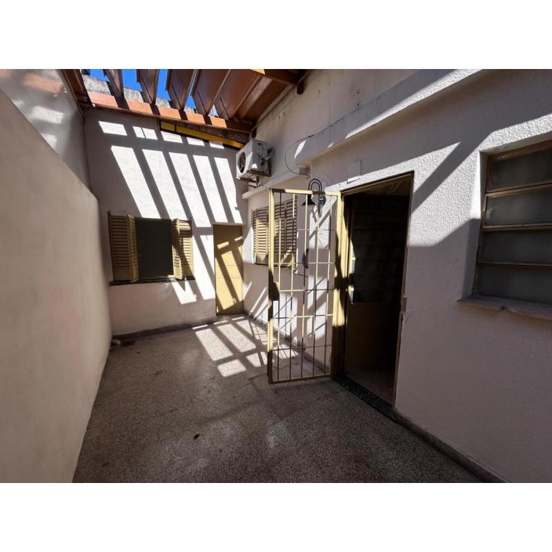 VENTA Laprida 3700, planta baja, local mas dormitorio, patio. - 2/7