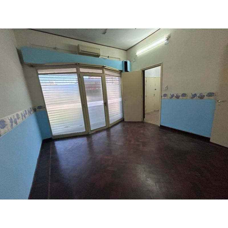 VENTA Laprida 3700, planta baja, local mas dormitorio, patio. - 5/7