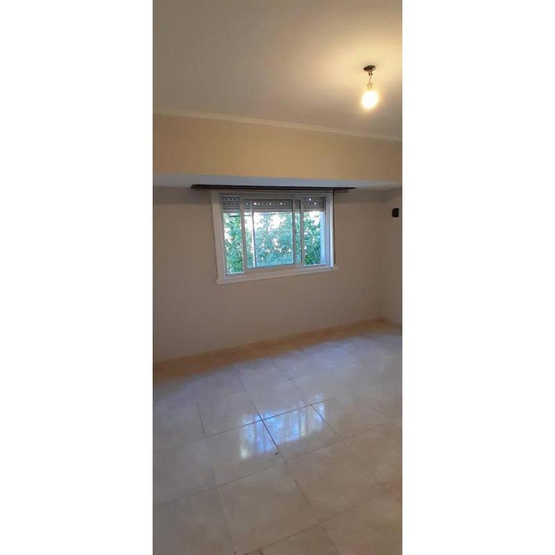 Se vende este PH de 3 ambientes al frente - 7