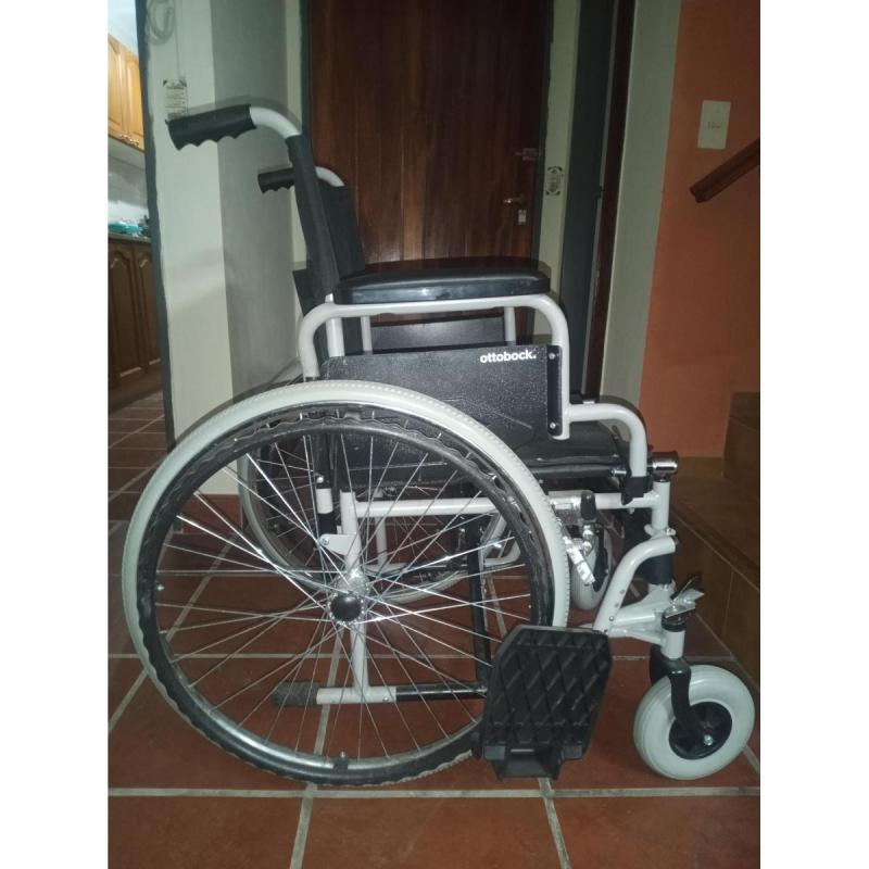 Vendo silla de ruedas Ottobock centro s1 18'' (ancho asiento 46 cm)