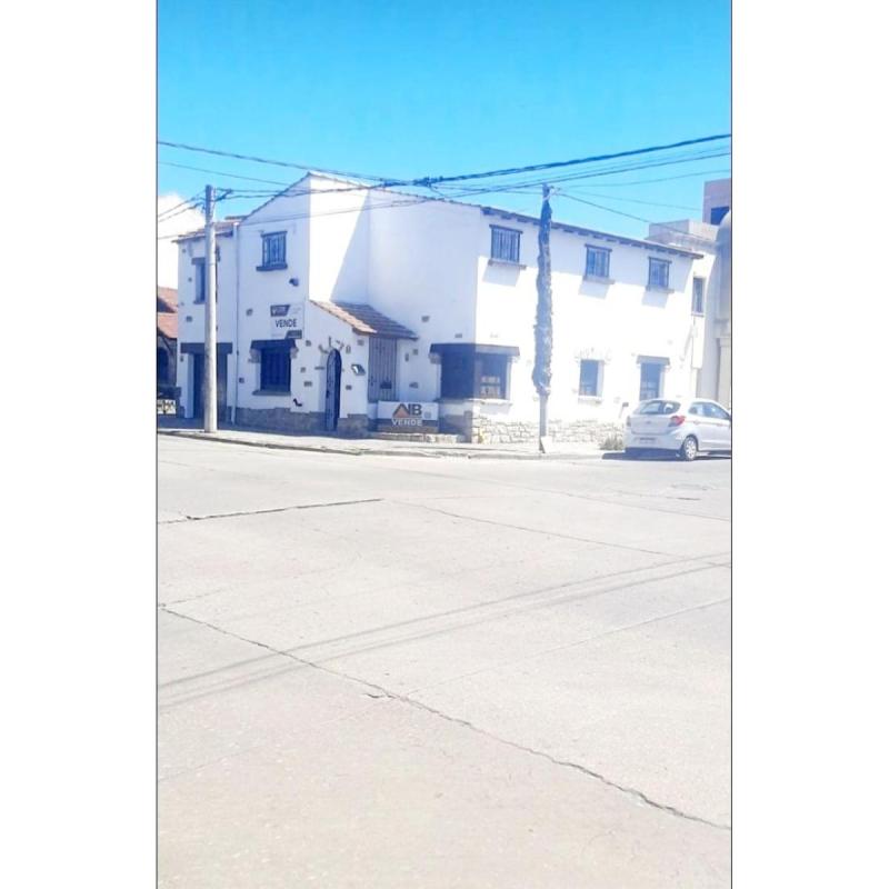 Dueño alquila amplia propiedad preparada para cualquier proyecto o comercial y vivienda