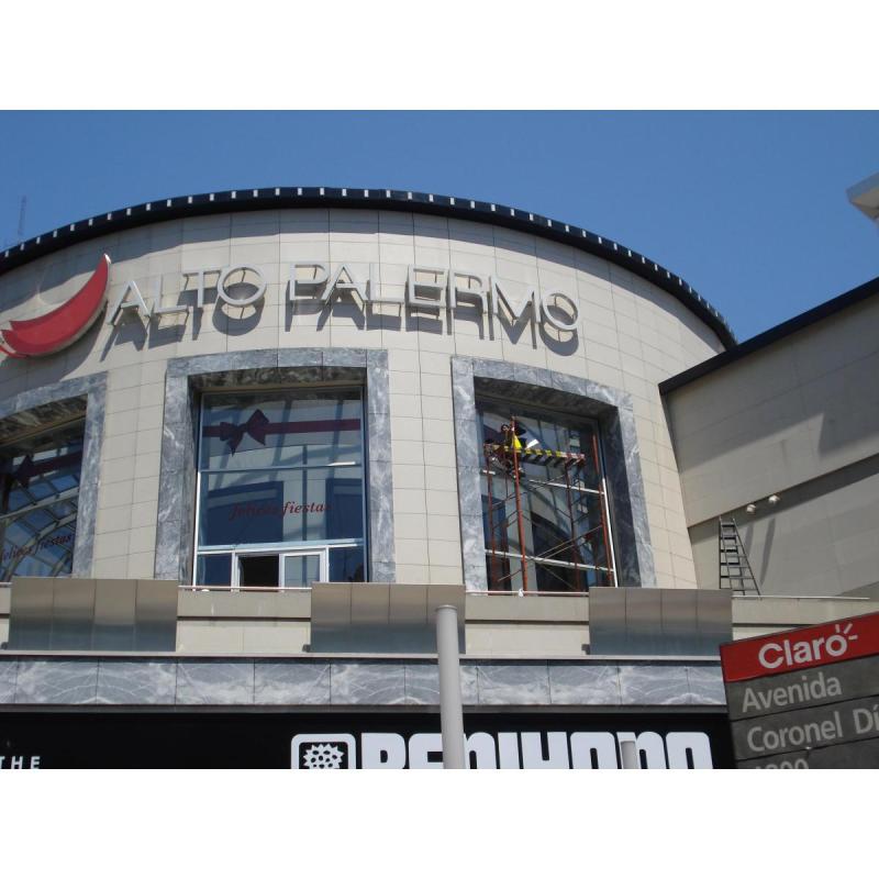 Colocación o retiro de carteles publicitarios. - 6