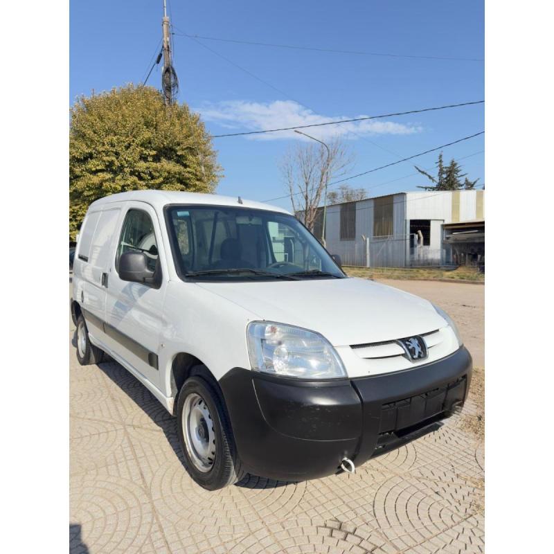 Vendo Peugeot Partner 2018 hdi 1.6 - 2