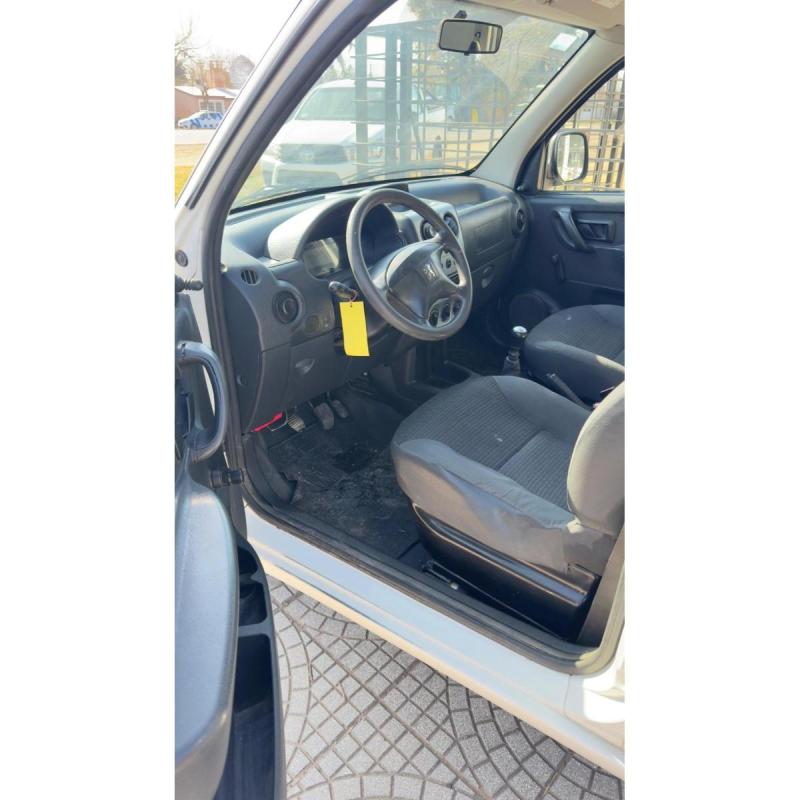 Vendo Peugeot Partner 2018 hdi 1.6 - 5