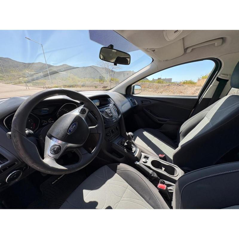 Ford Focus III 1.6L 2014 - 4