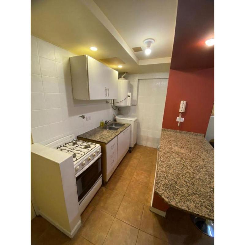 Monoambiente equipado en Nueva Córdoba – Balcón con vista a San Lorenzo, listo para rentas - 3