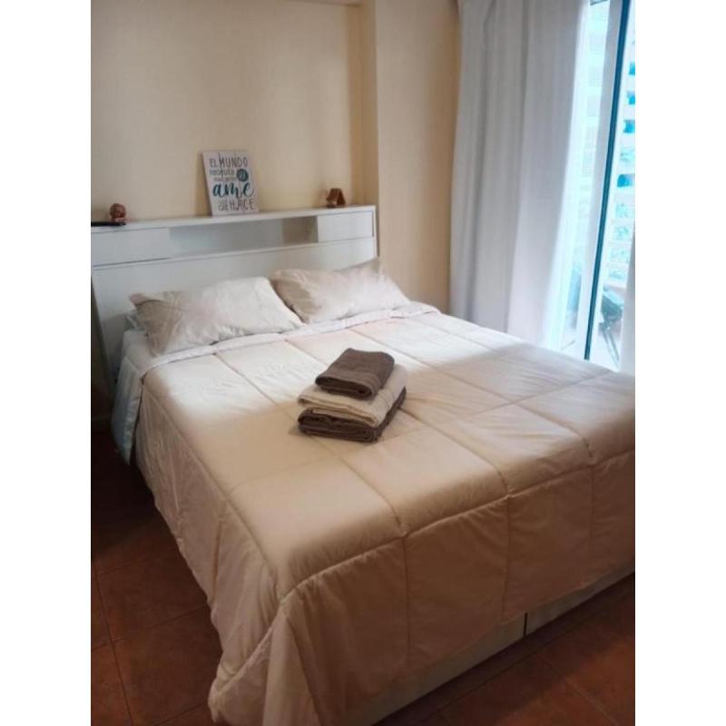 Monoambiente equipado en Nueva Córdoba – Balcón con vista a San Lorenzo, listo para rentas - 5