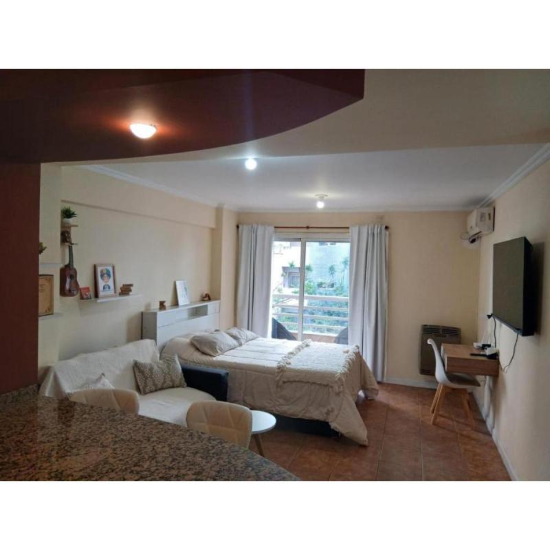 Monoambiente equipado en Nueva Córdoba – Balcón con vista a San Lorenzo, listo para rentas - 8