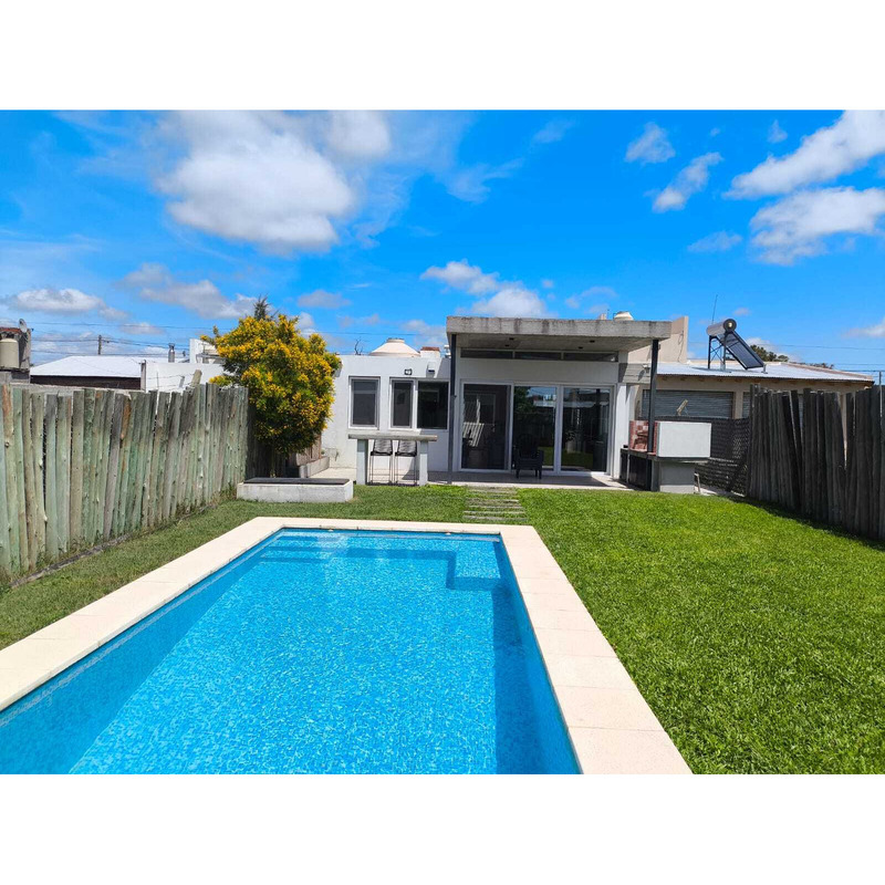 Casa en Venta 3 Ambientes Lote 428 m²