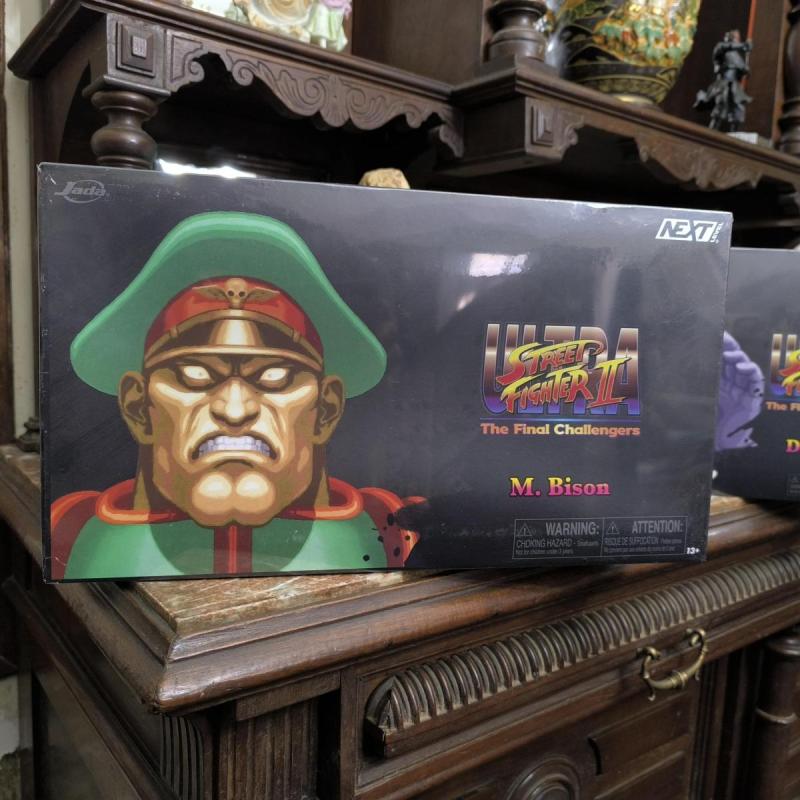 Street Fighter M. Bison Player 2 Deluxe Jada Toys