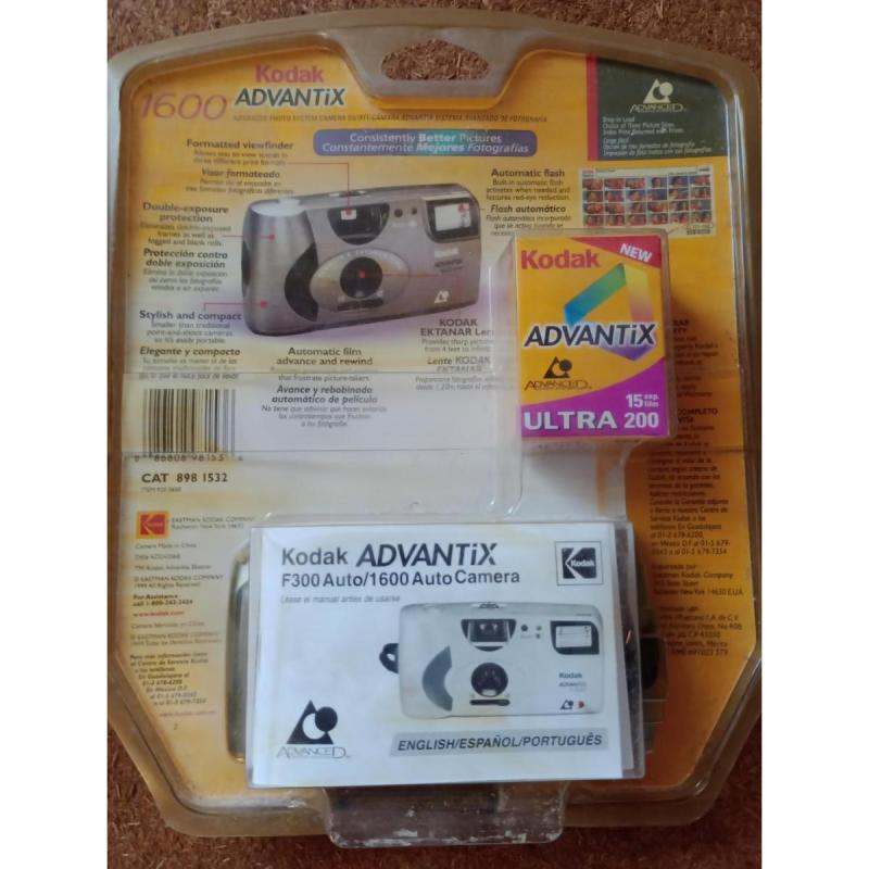 Cámara de fotos a rollo Kodak en blister sin uso - 3