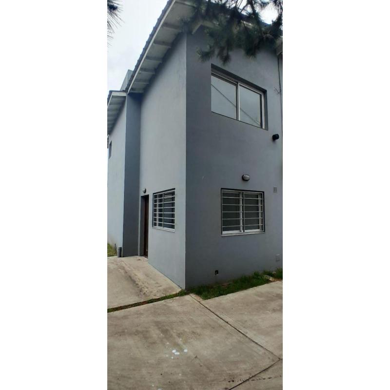 Alquiler Dúplex 3 Ambientes – Barrio Caisamar - 9