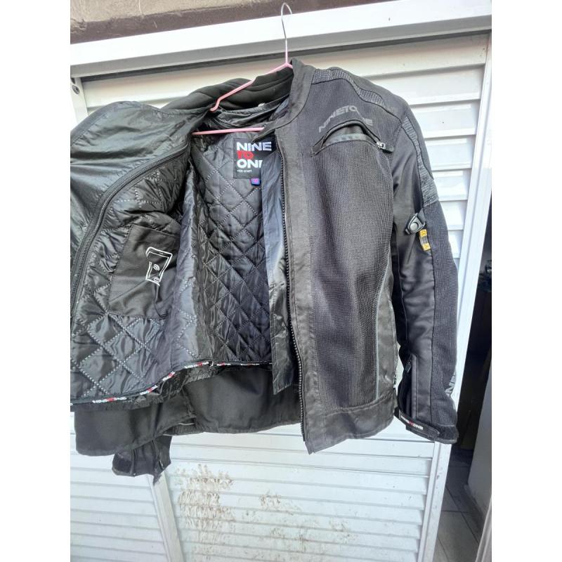 Campera moto 4 estaciones Nine to One - 5