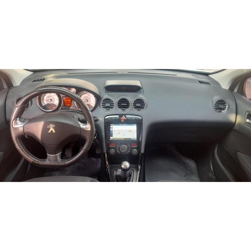Vendo peugeot 308 hdi feline 2018 primera mano - 3