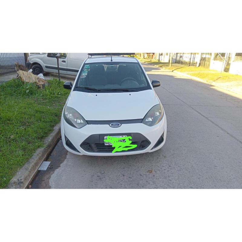 Vendo ford fiesta max 2012