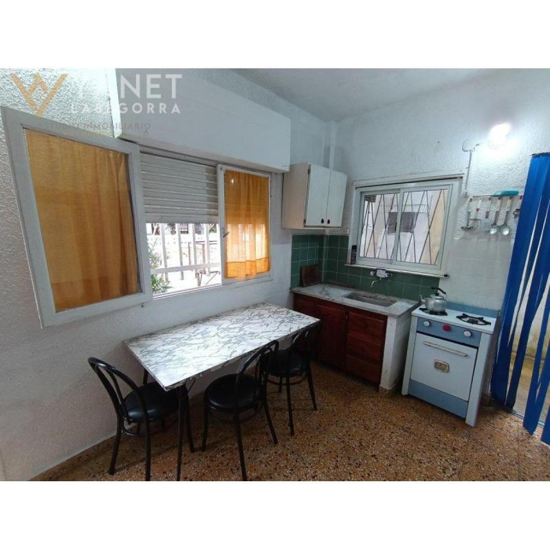 Departamento planta baja - a 200 mts del mar - 3