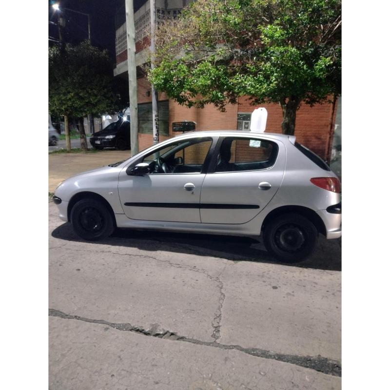 🚗 Peugeot 206 X-Line 1.4 Nafta – Excelente estado – Modelo 2008