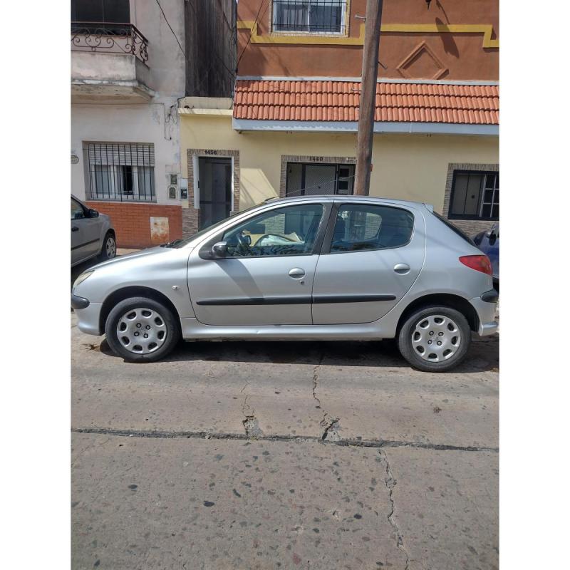 🚗 Peugeot 206 X-Line 1.4 Nafta – Excelente estado – Modelo 2008 - 10