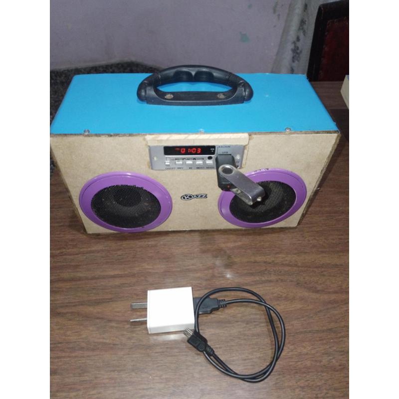 Parlante portatil kazz