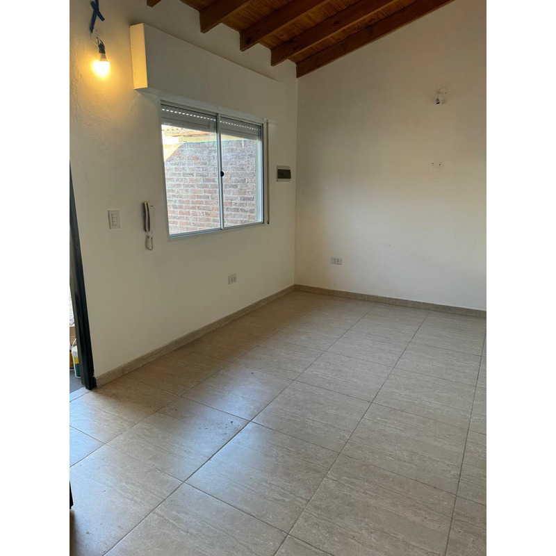 ¡Excelente oportunidad de alquiler de departamentos remodelados y a estrenar en PH! - 3