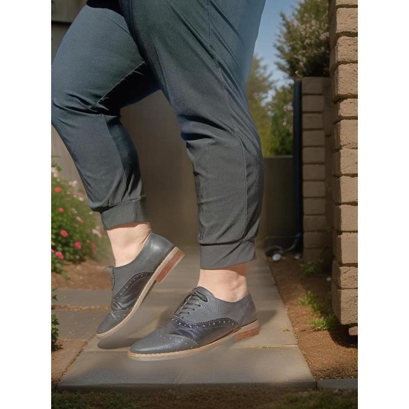 Mocasín con cordón negro y marrón de cuero - 2/4