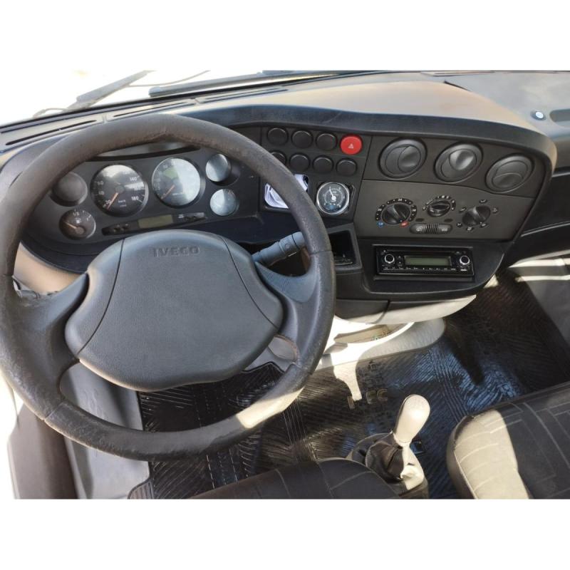 Iveco Daily 3.0 Chasis 2015 – Diésel, frenos a aire, excelente estado, listo para trabajar - 2