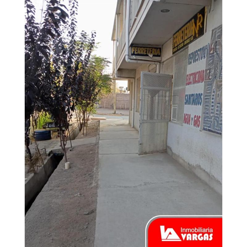 Alquilo local comercial Las Heras, ideal para minimarket, despensa, pet shop, cotillón,etc - 4