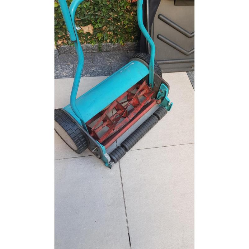 Cortadora  de césped Manual -GARDENA - 6/8