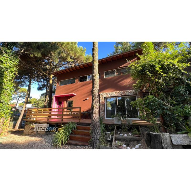 Alquiler Temporario en Valeria del Mar - Casa de 3 habitaciones