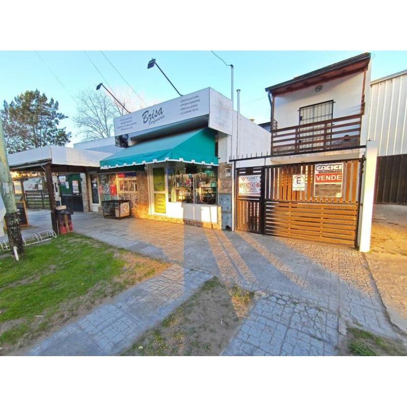 Duplex + local comercial en rotonda principal santa teresita