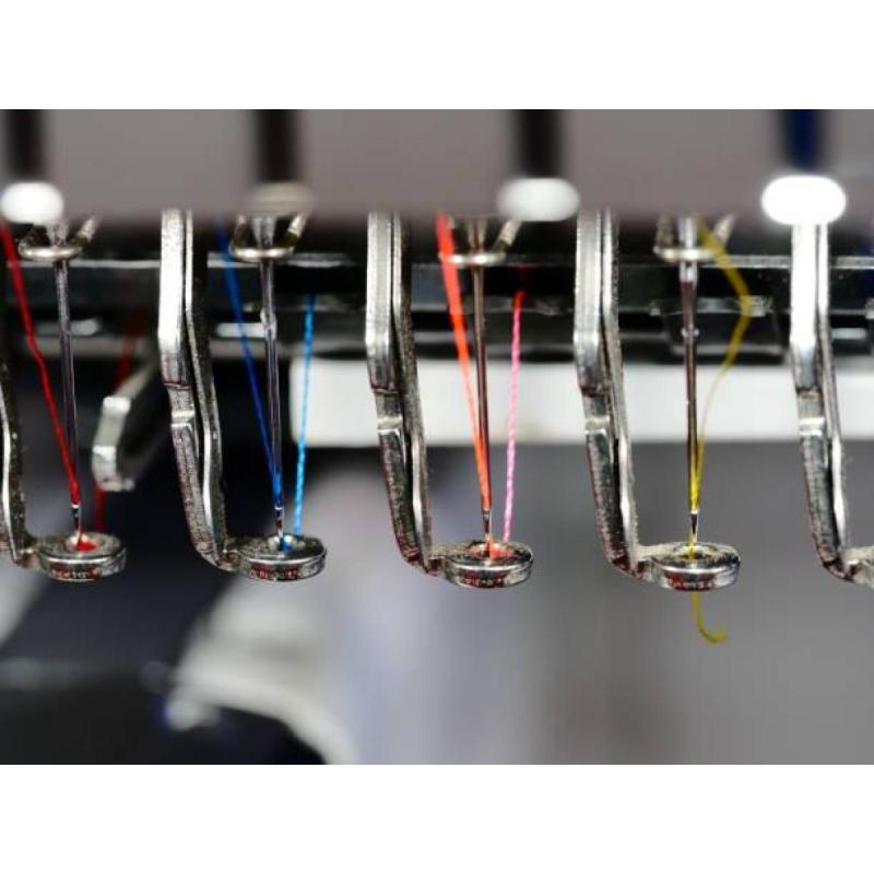 Técnico mecánico de maquinas de Bordar industriales y semi - 3