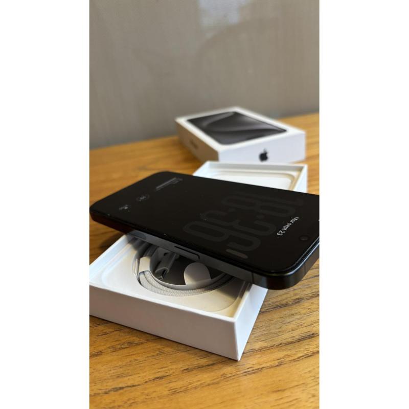 iPhone 15 Pro Max 256gb negro Titanio