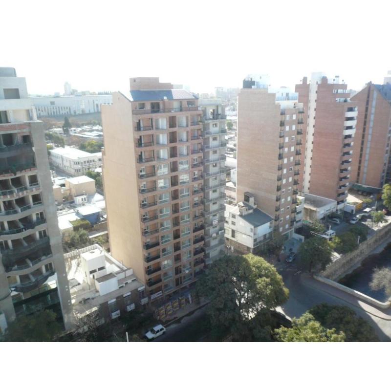 Penthouse Nueva Córdoba limite con Guemes - 2