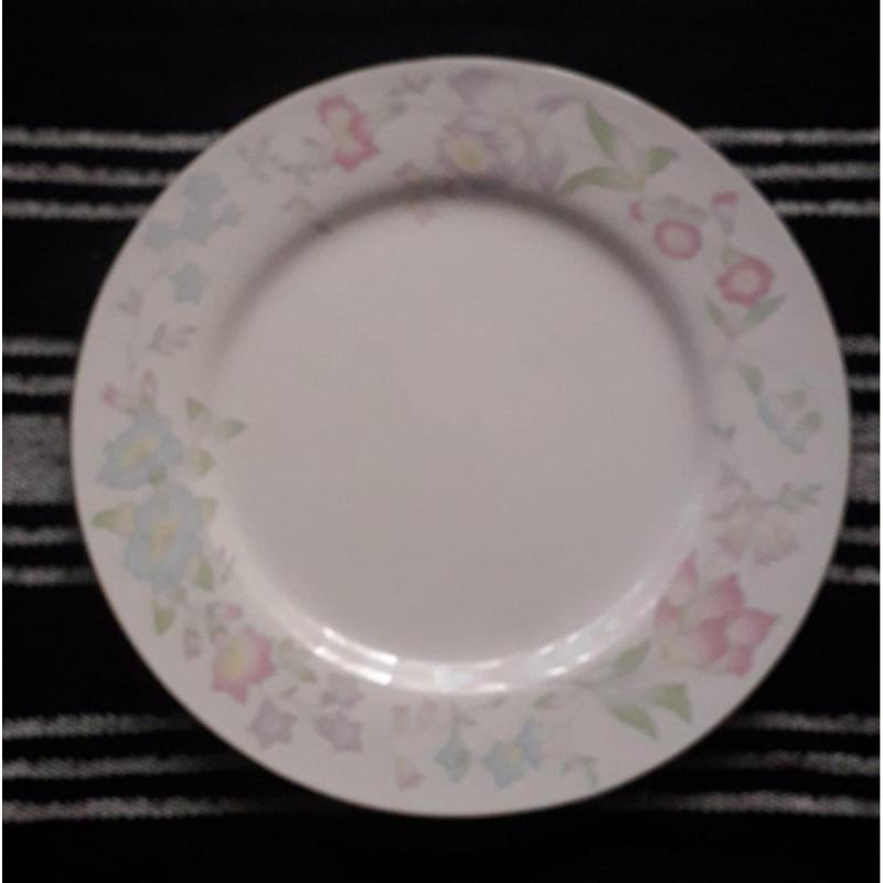 Vajilla, platos, tazas, fuentes, bandeja, vinagrero,aceitero,azucarera. - 11