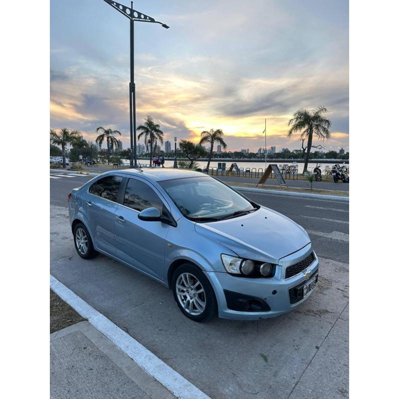 Chevrolet Sonic LTZ 1.6 manual