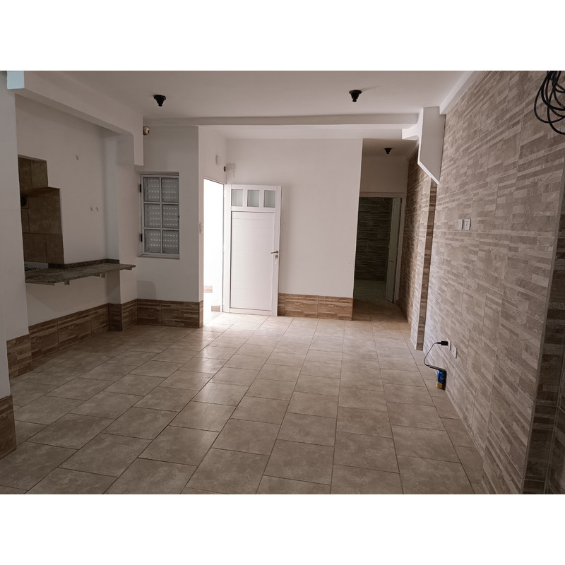 dpto la rioja 2 dormitorios zona unlar cochera